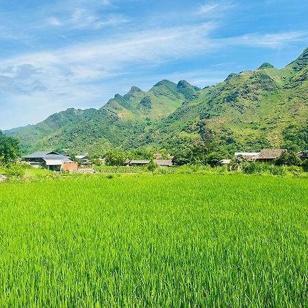 Du Gia Field View Homestay Làng Cac Екстериор снимка