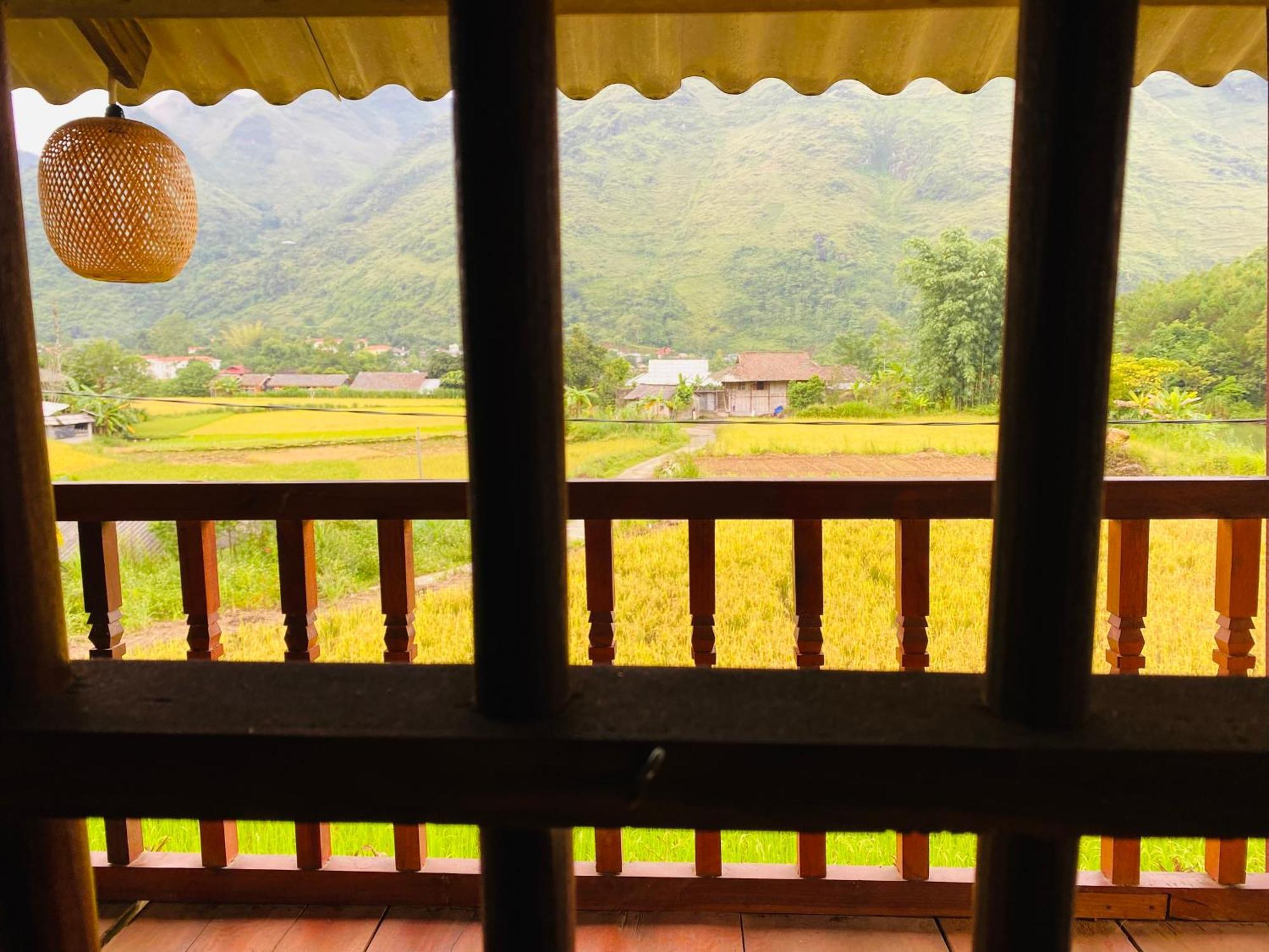 Du Gia Field View Homestay Làng Cac Екстериор снимка