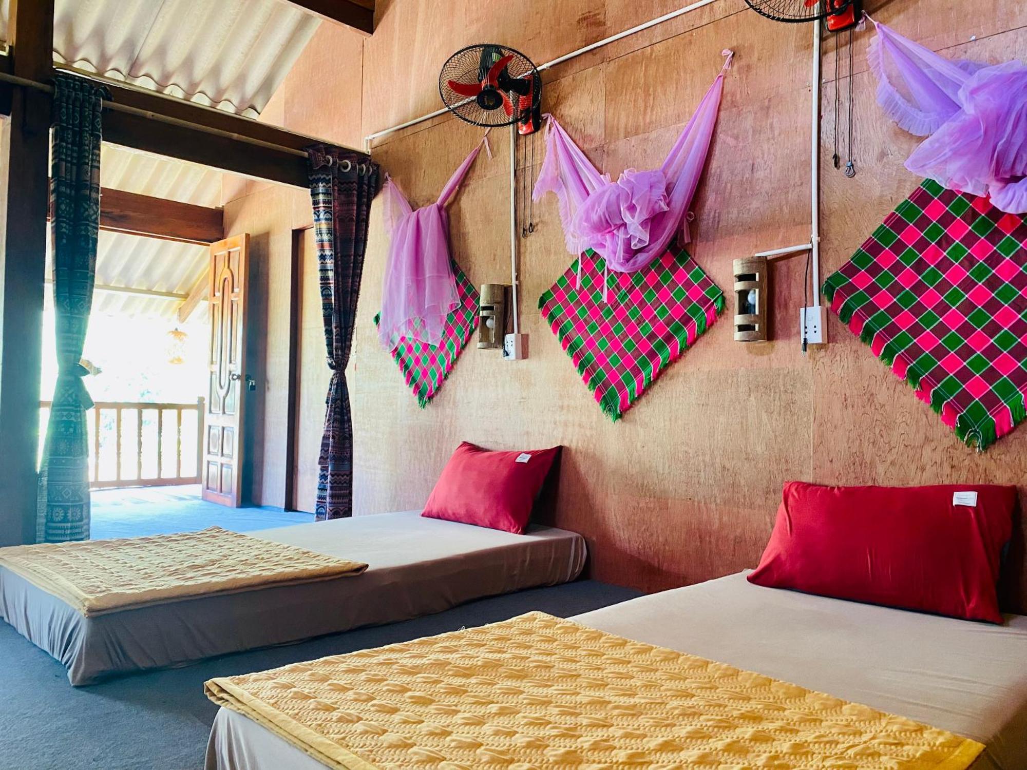 Du Gia Field View Homestay Làng Cac Екстериор снимка