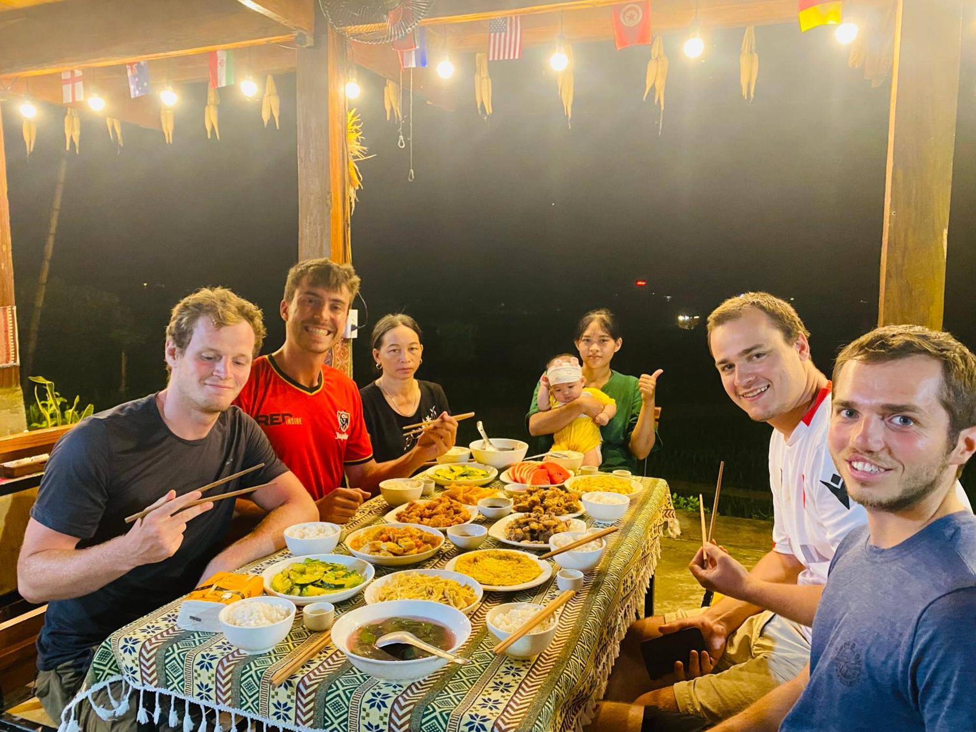 Du Gia Field View Homestay Làng Cac Екстериор снимка